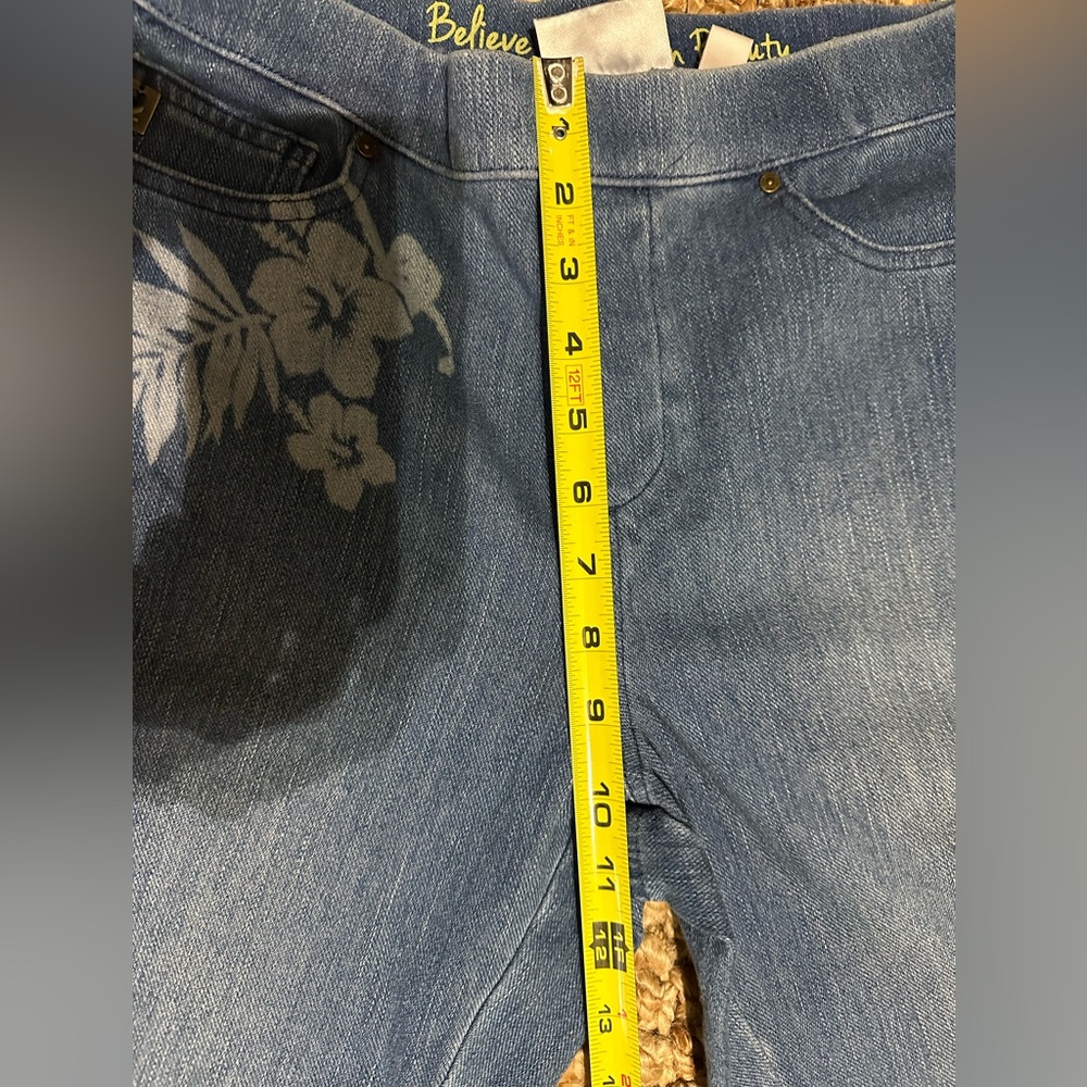 Belle by Kim Gravel Blue Cropped Jeans with Floral Design - Picture 5 of 7